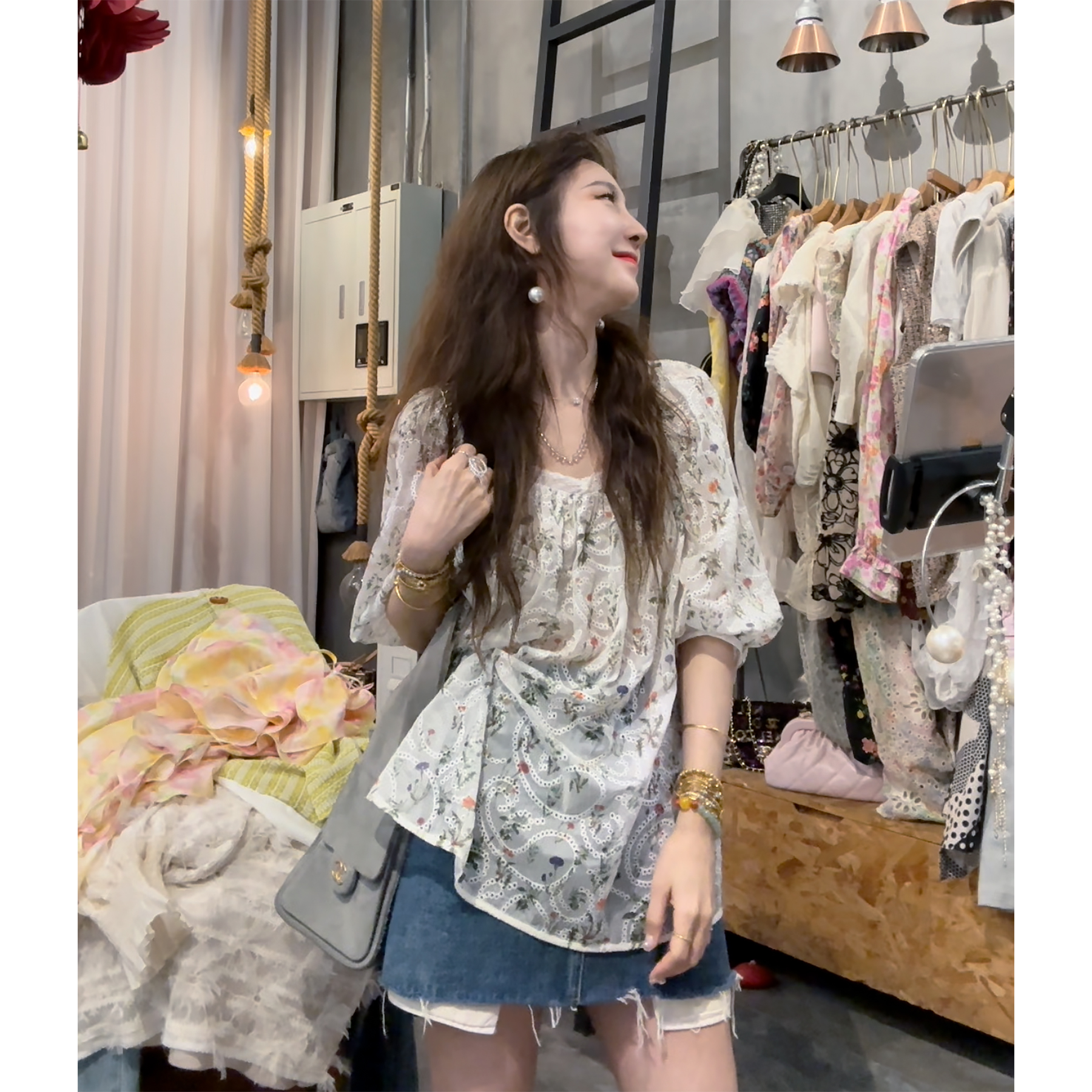 S50526828素拉那里 定制法式复古微透刺绣镂空碎花不规则衬衣衬衫