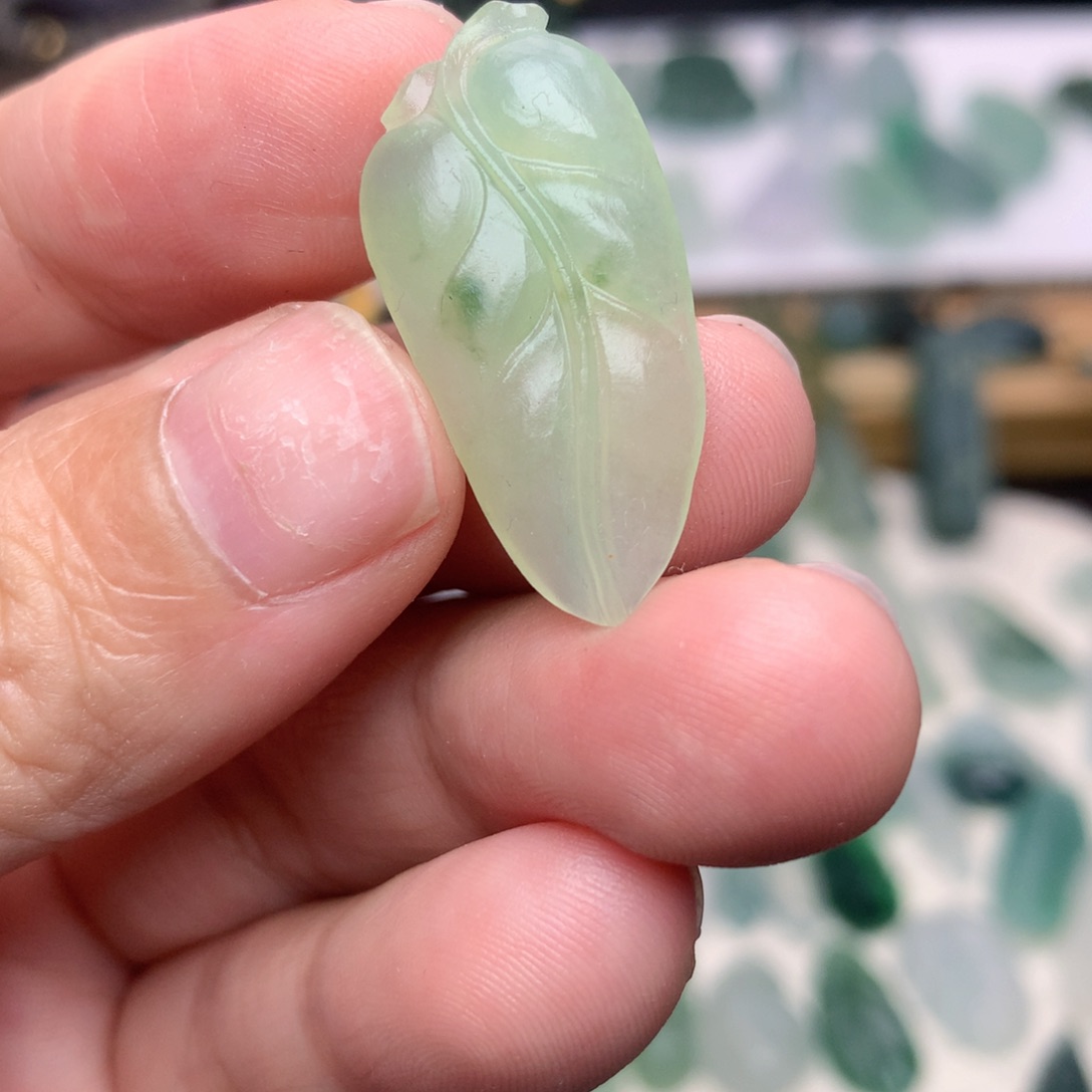 未镶嵌定制翡翠叶子