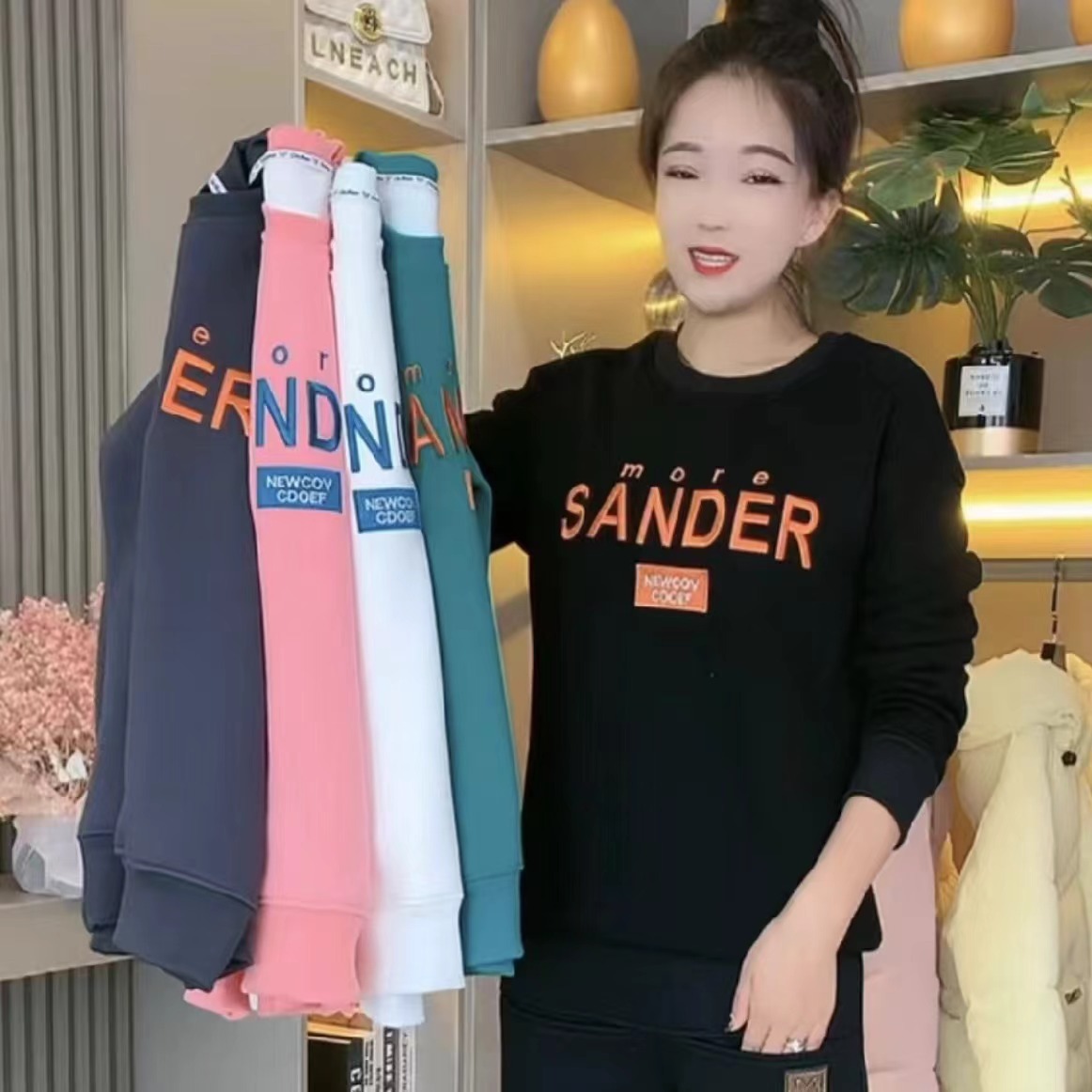 2025新款春秋长袖显瘦上衣宽松女款卫衣