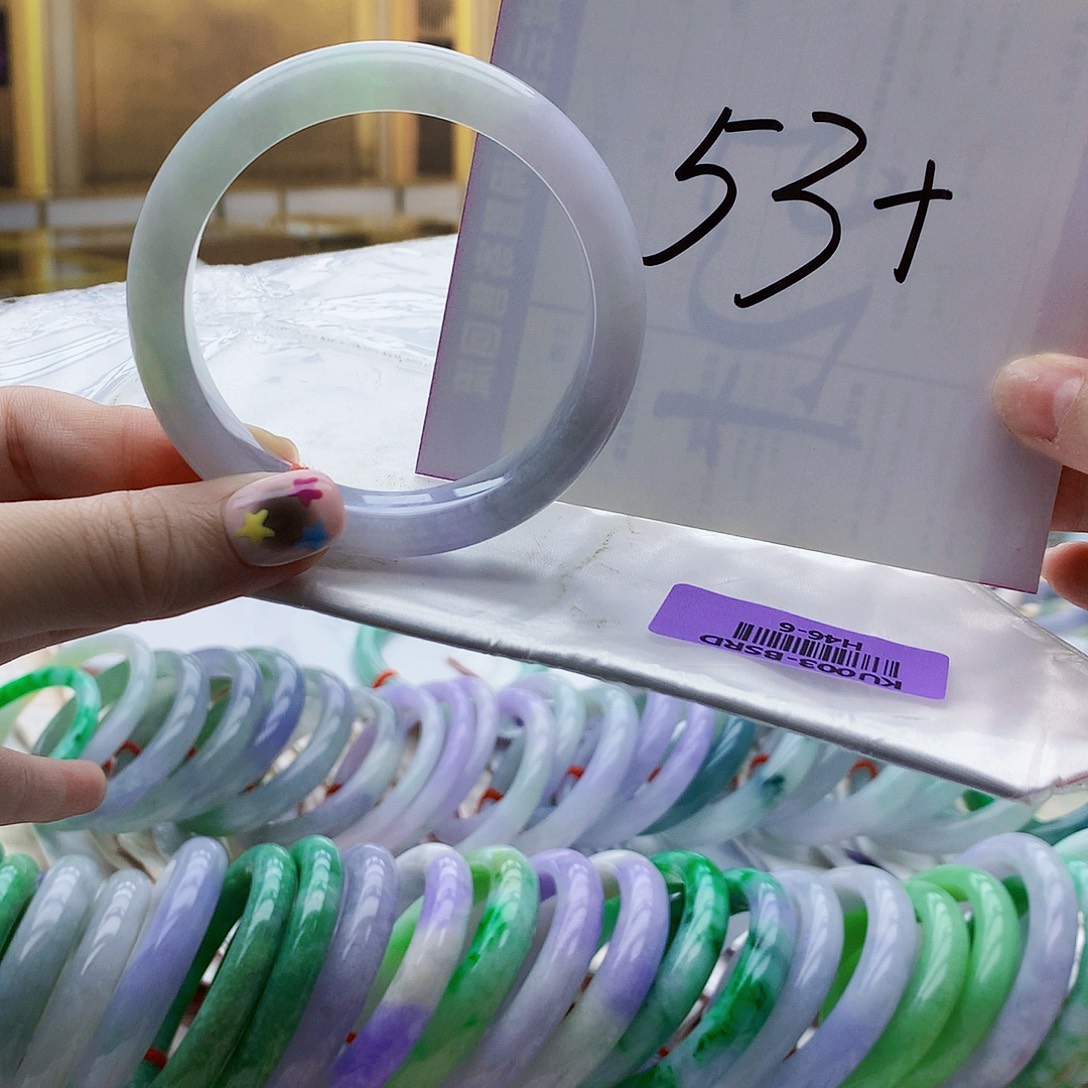 翡翠未镶嵌手镯gjj