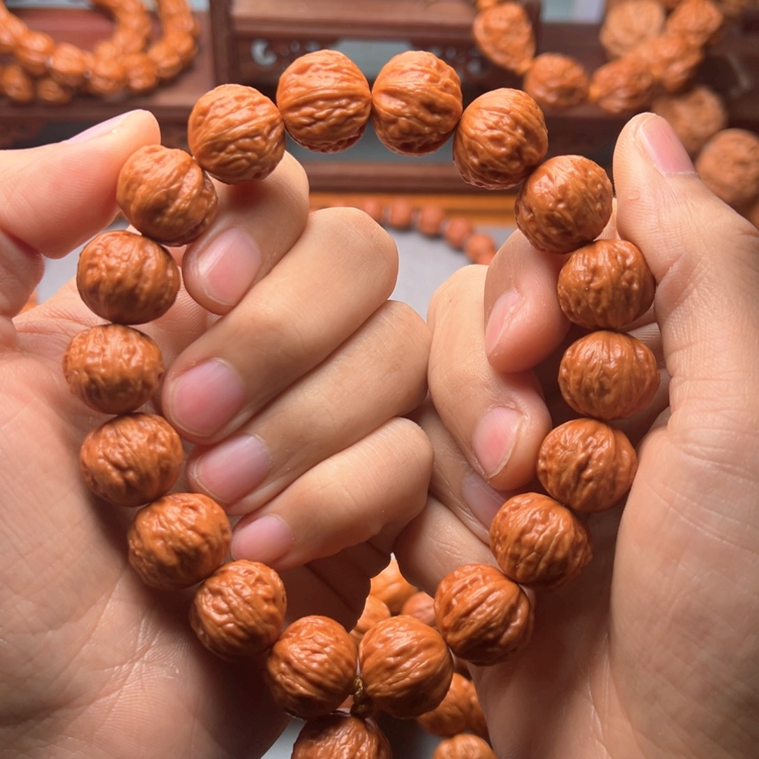 文玩核桃手串17方墩龙珠