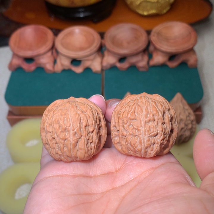 文玩核桃把件石子磨