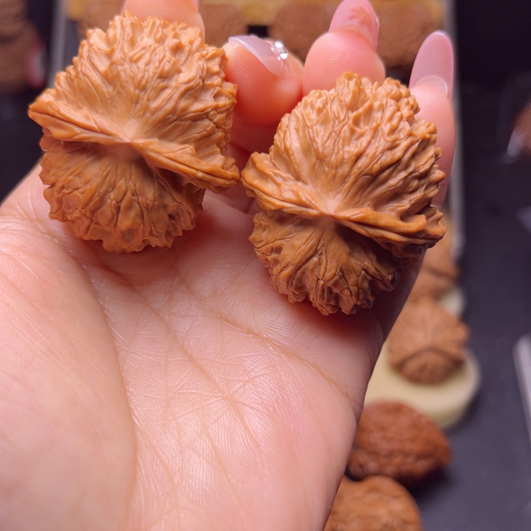 文玩核桃吊坠承德金锭子元宝