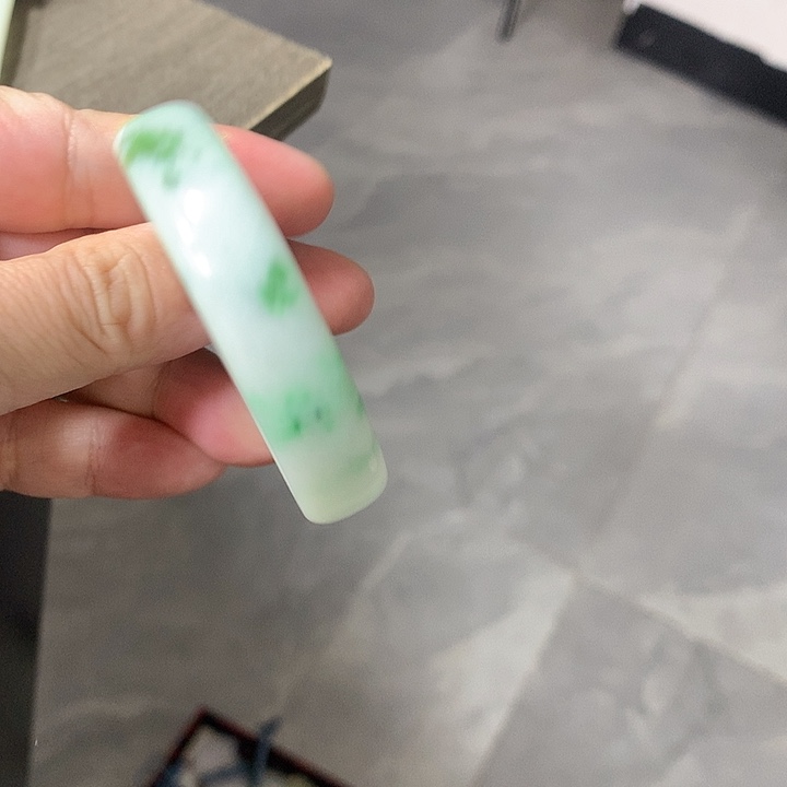 翡翠颈饰未镶嵌52.2圈