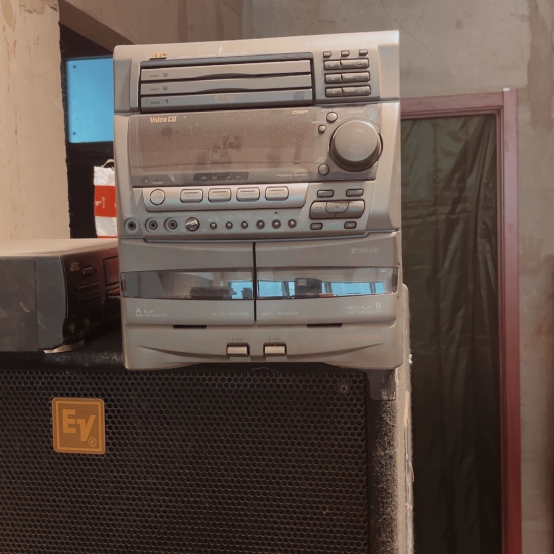 8新Jvc三叠组合主机，线被剪了，包邮