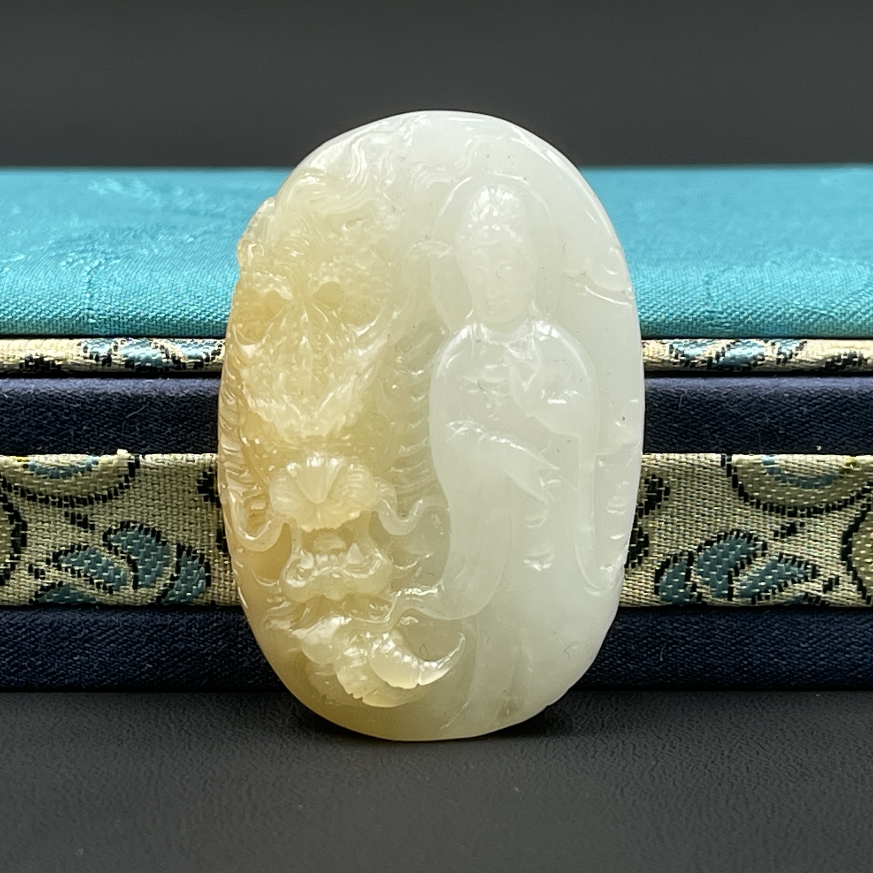 1220GY031和田玉挂件