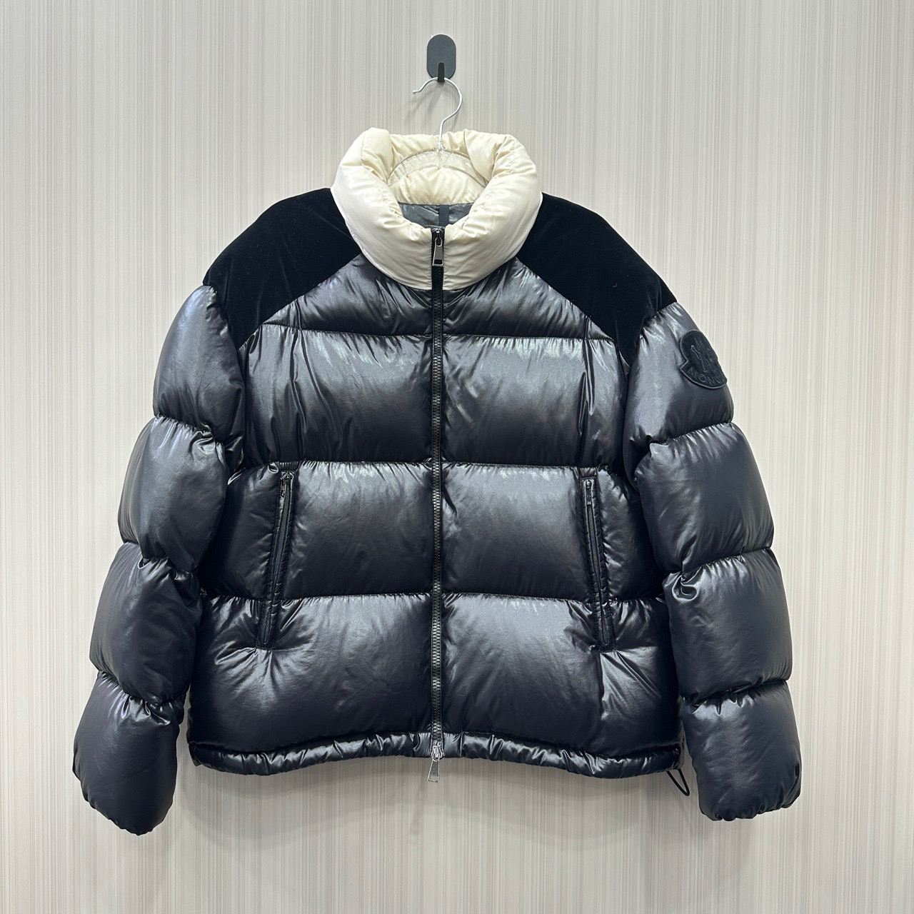 99新 MONCLER 大字母羽绒 尺码：1 10771