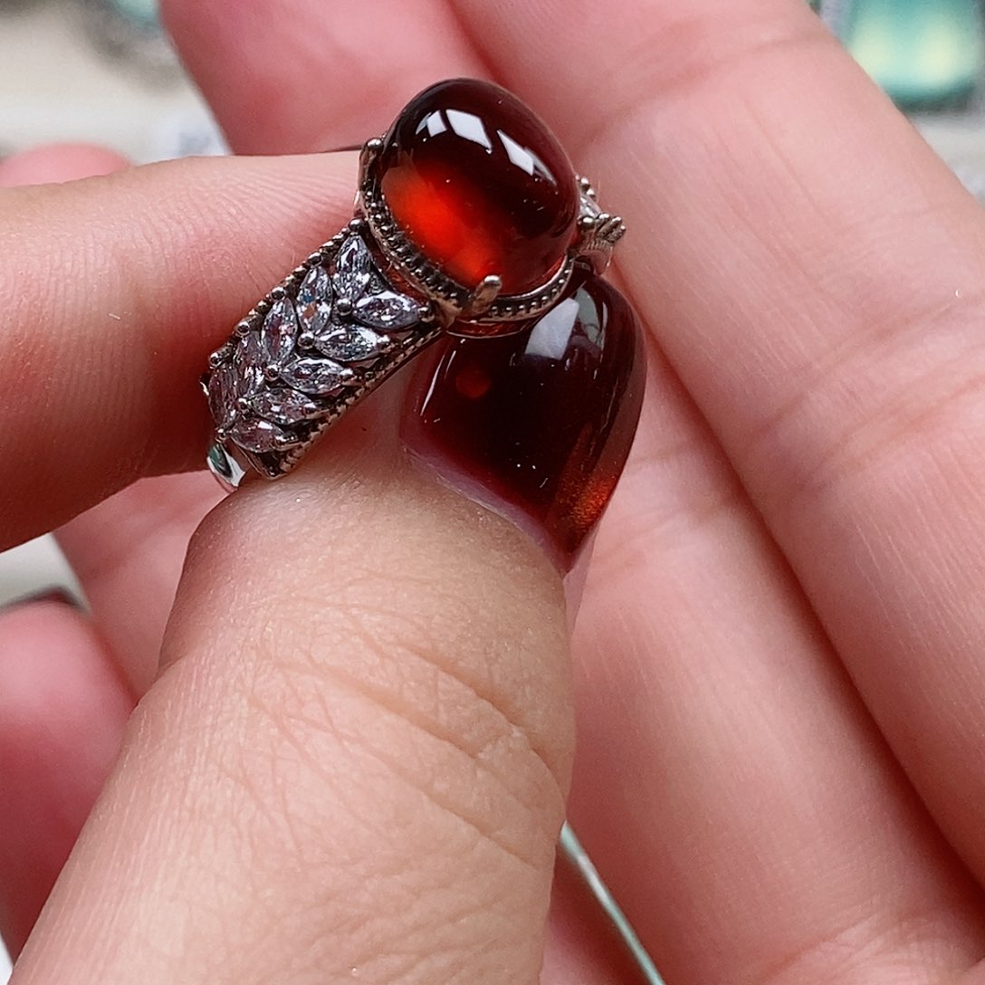 银S925镶嵌戒指石榴石