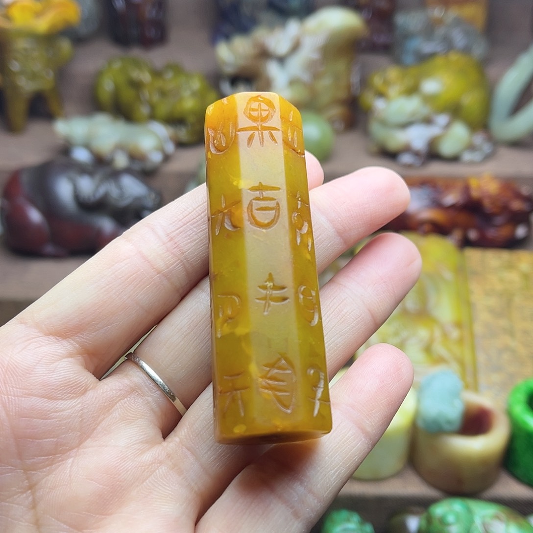 白玉菩提吊坠1。。