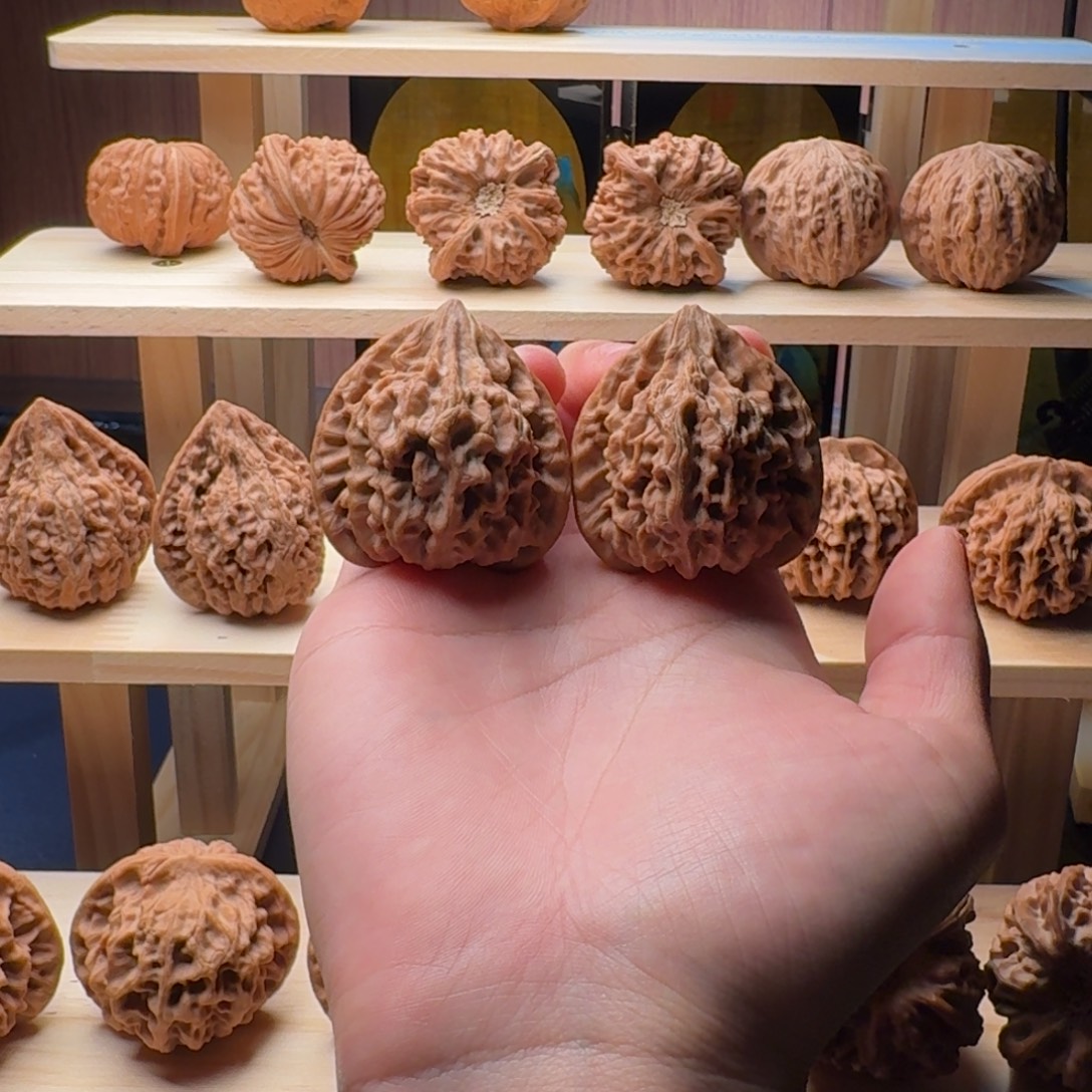 忧***笑吊坠文玩核桃龙门涧40