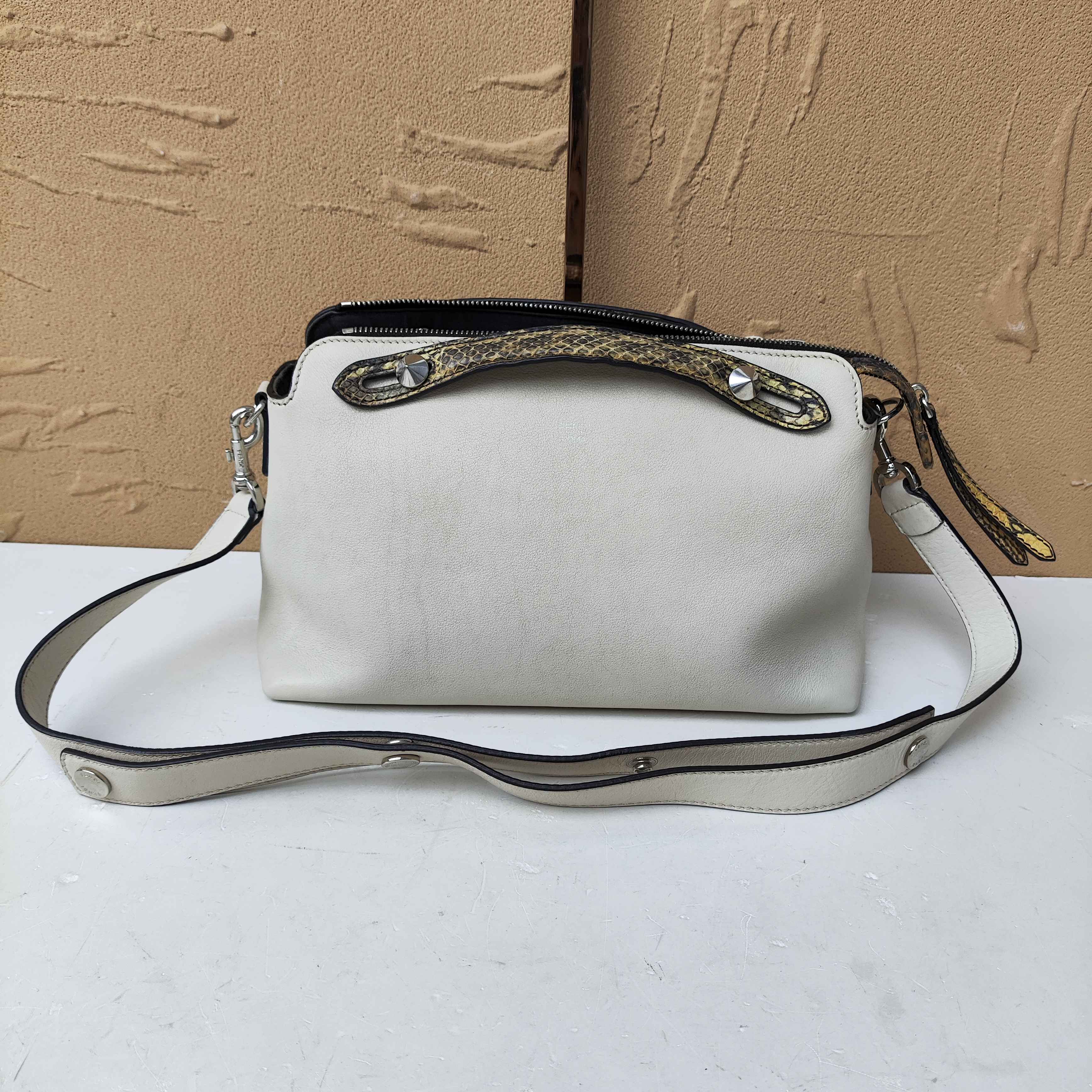95新 FENDI/芬迪 /KIKI/单肩包/18132311