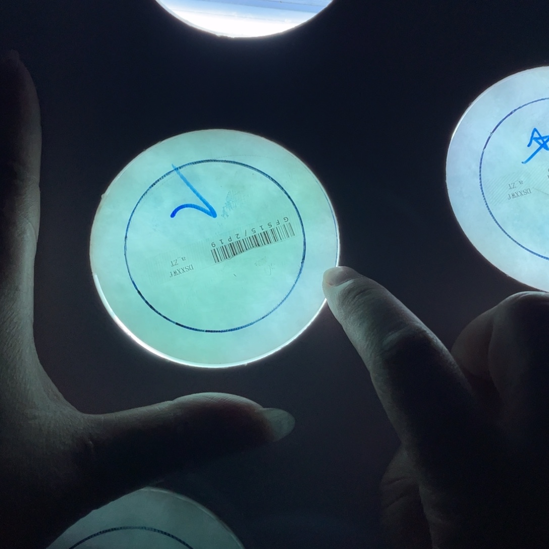 山***里定制翡翠未镶嵌翡翠