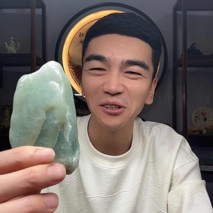 蛇纹石玉未镶嵌鱼缸石