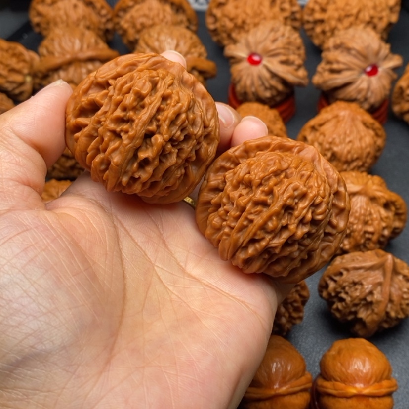 【闪购商品】文玩核桃把件篓子44