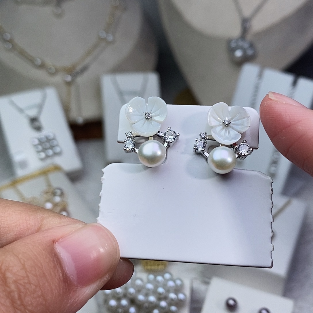 耳饰银S925镶嵌淡水珍珠