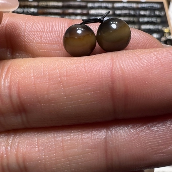 榨***菜玛瑙/玉髓未镶嵌颈饰