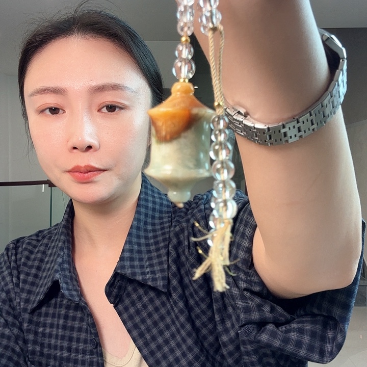g***n未镶嵌蛇纹石玉颈饰