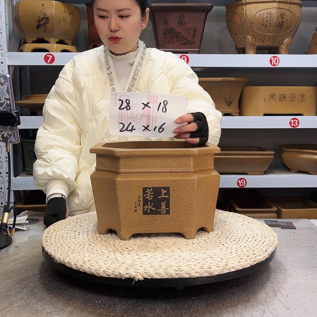 紫砂花盆紫砂花盆