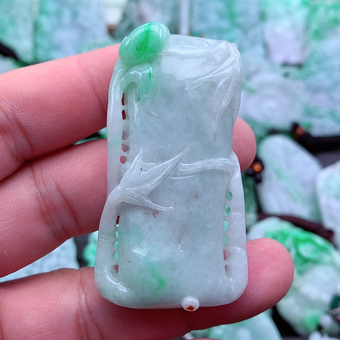 翡翠吊坠(不含链)未镶嵌