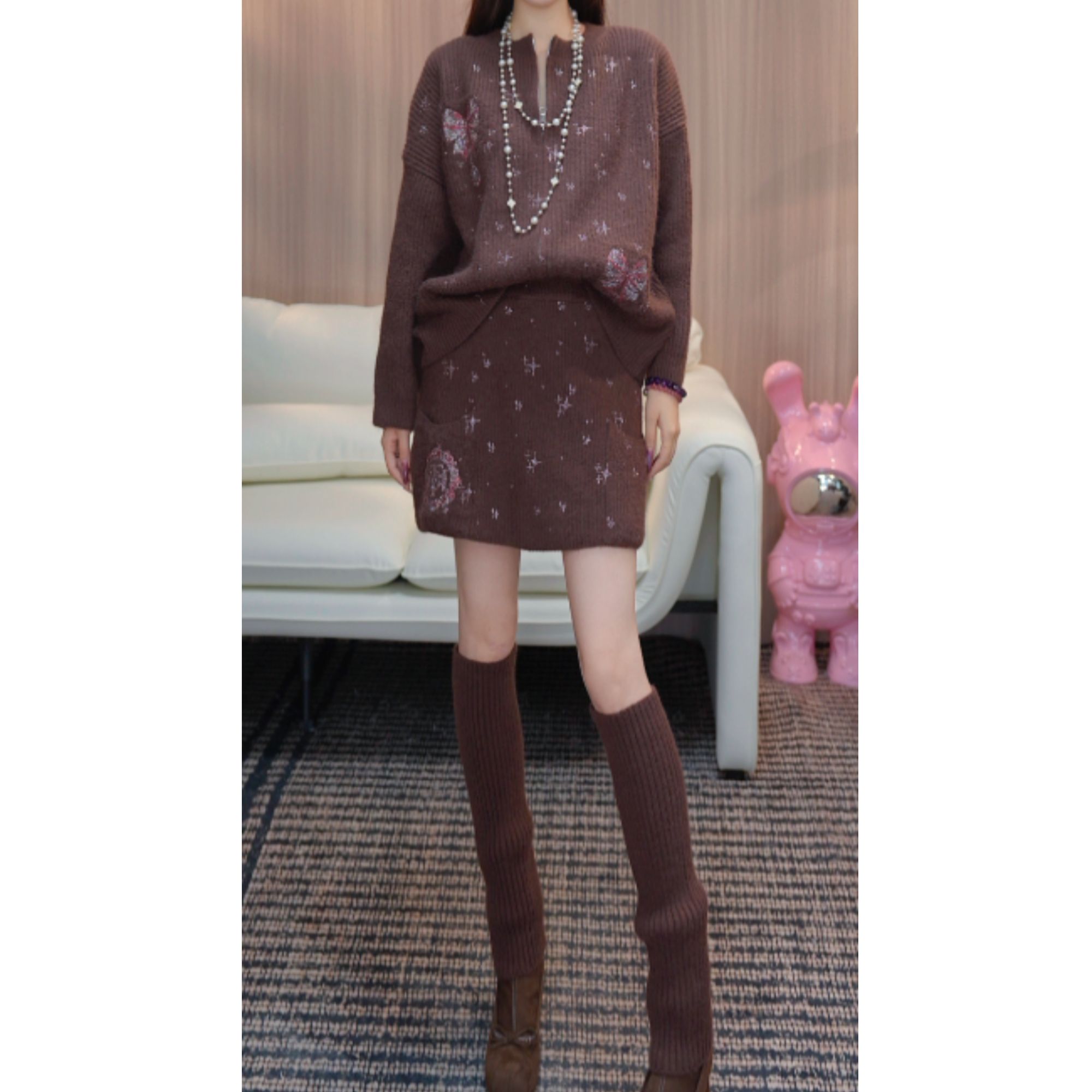 TCH私服秋冬慵懒风烫钻时尚淑女咖色套装女T75D07E1043轻奢tch