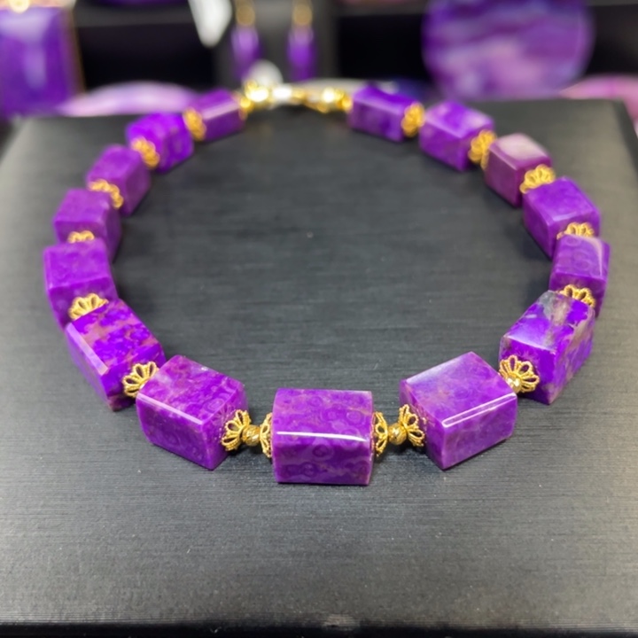 苏纪石（舒俱来）手链18K金镶嵌