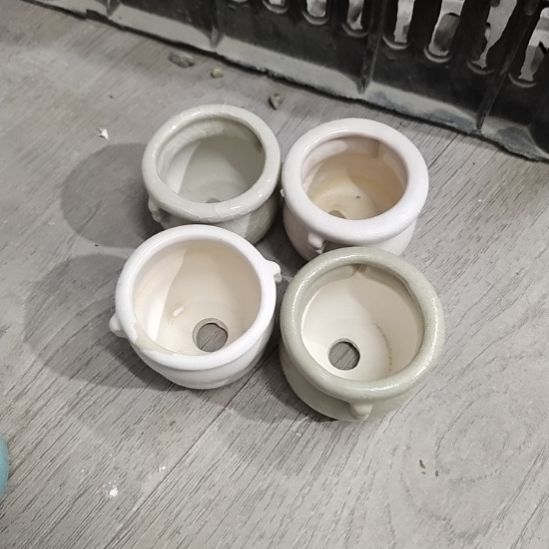 微瑕陶瓷盆满12包邮