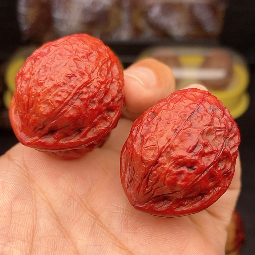 【闪购商品】文玩核桃手串35尺红彩蟒纹龙蛋