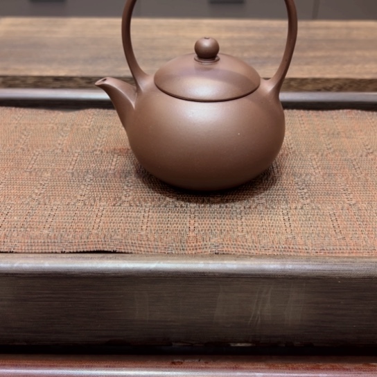 紫砂茶壶本地料半手工微瑕。