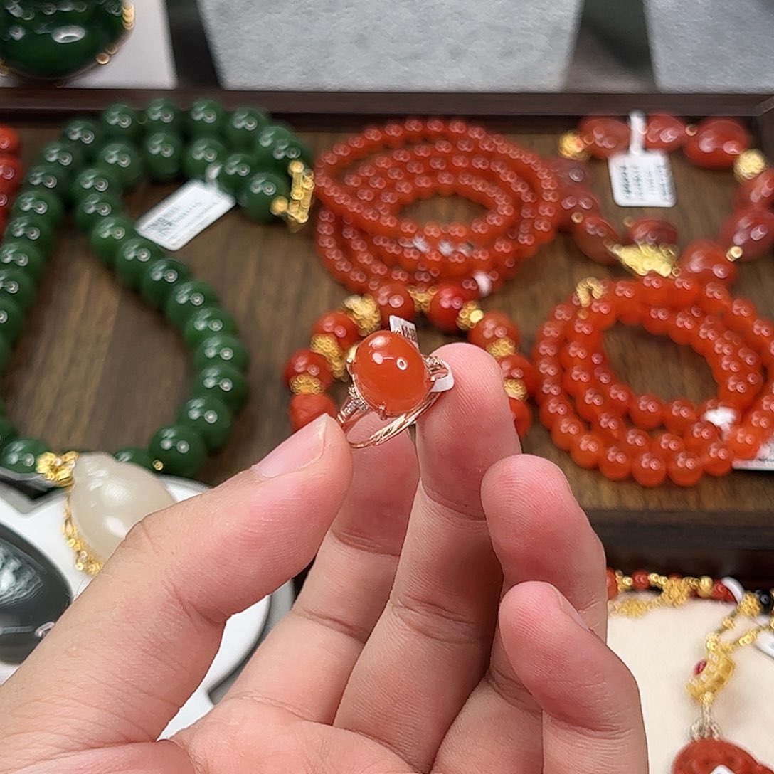 未镶嵌戒指南红玛瑙