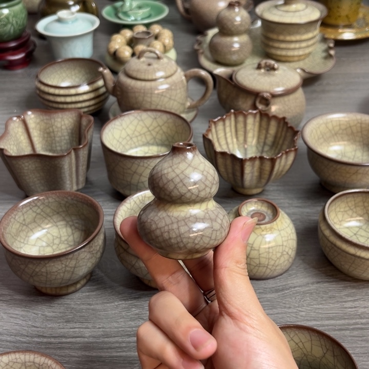 蒋加宝 传世哥窑  小葫芦