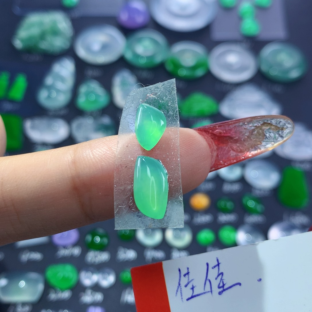 翡翠颈饰未镶嵌纯天然缅甸翡翠A货