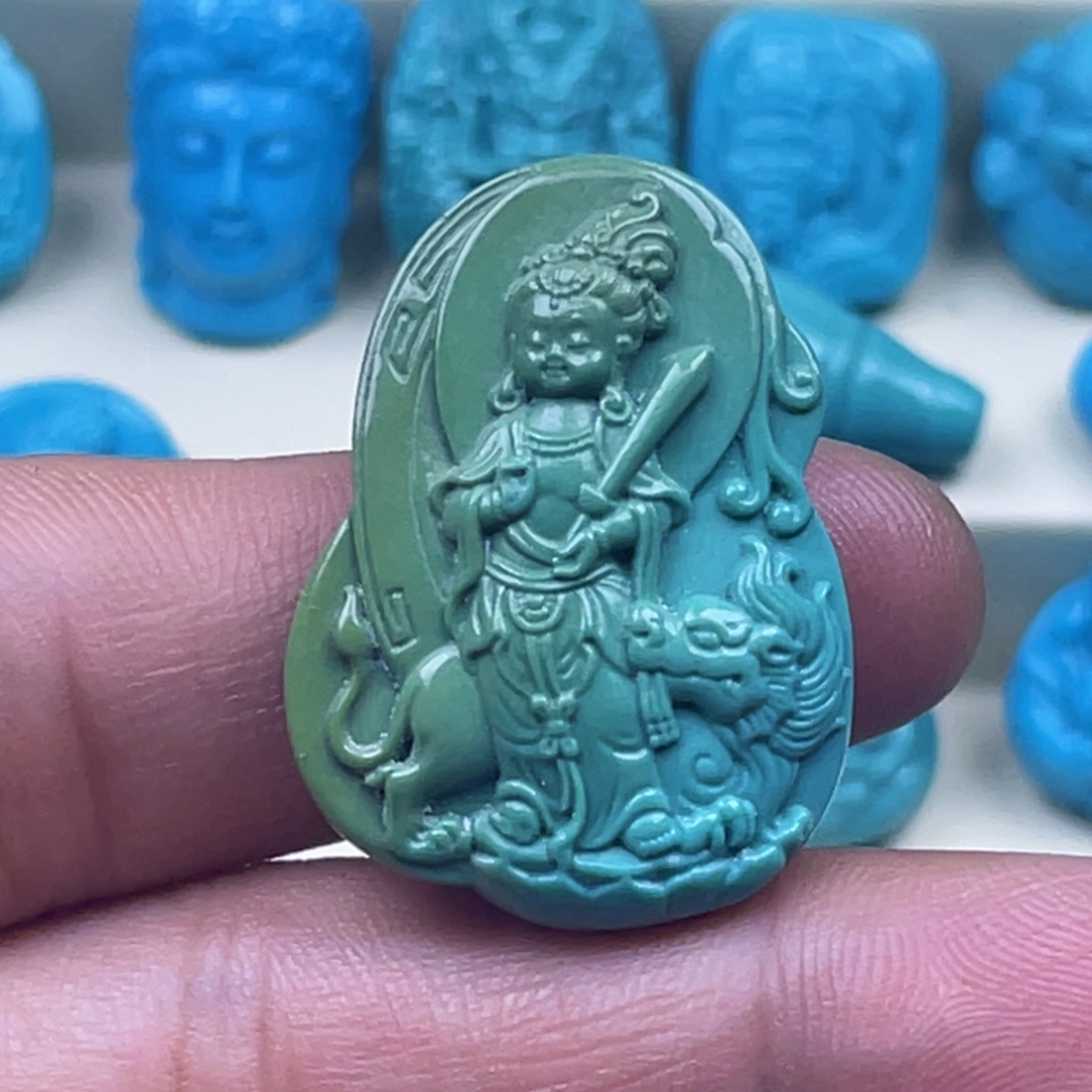 绿松石未镶嵌天然原矿绿松石雕件