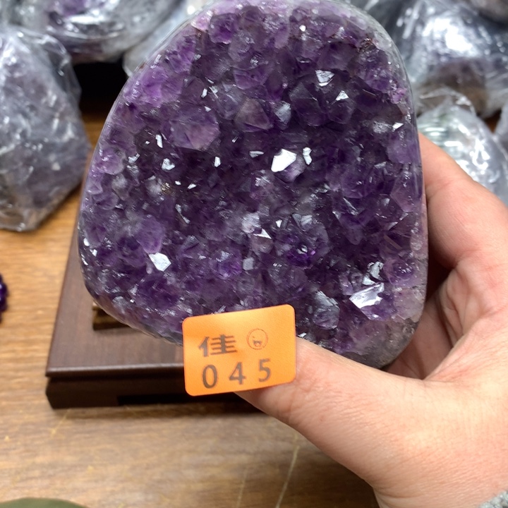 水晶大型摆件（非配饰）未镶嵌