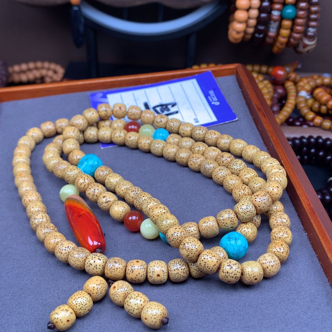 星月菩提吊坠菩提