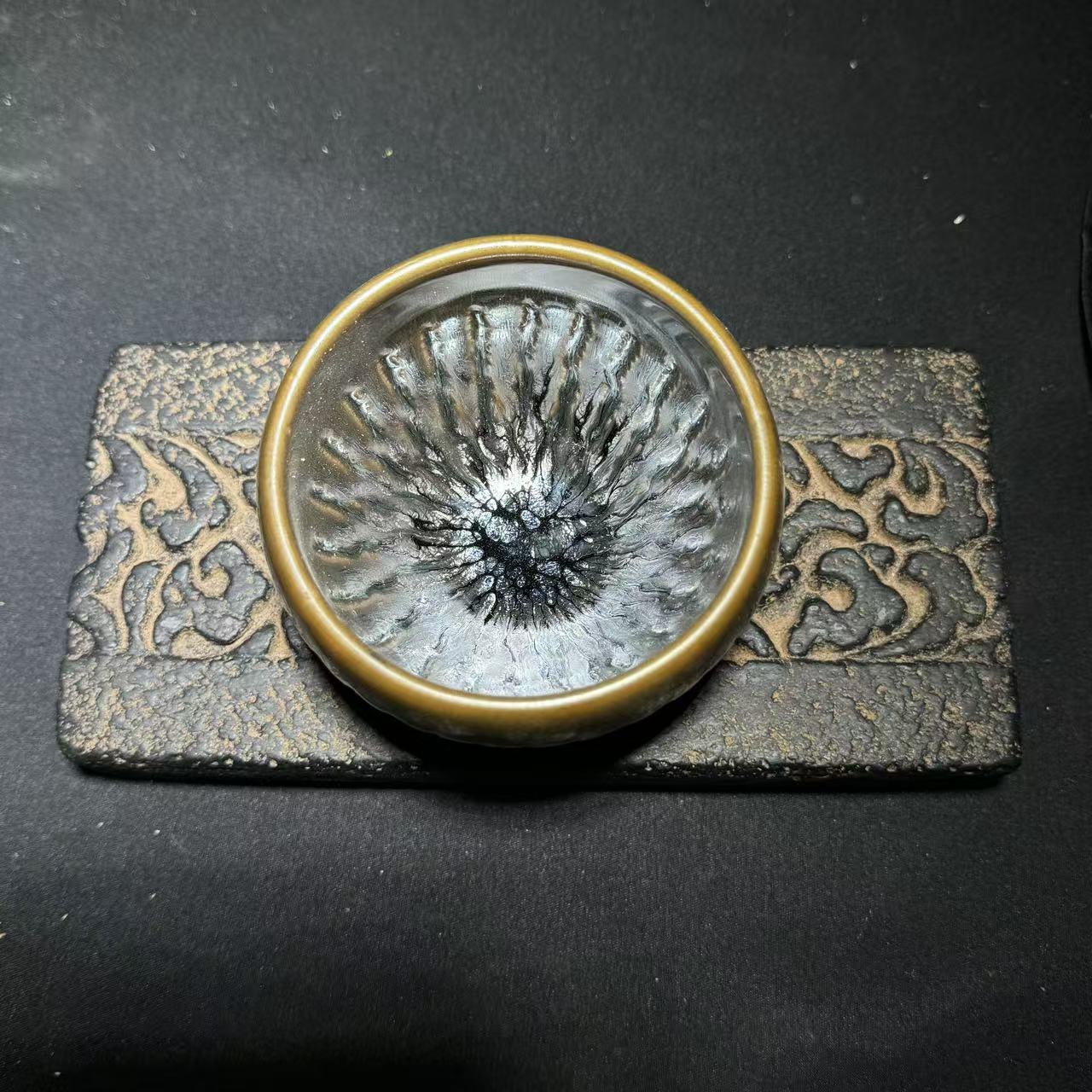 精美建盏一只