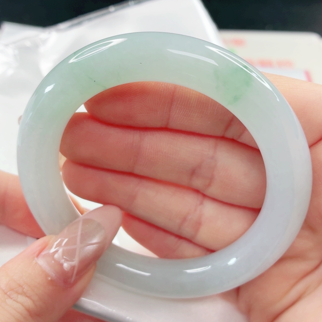 翡翠未镶嵌手镯54x546