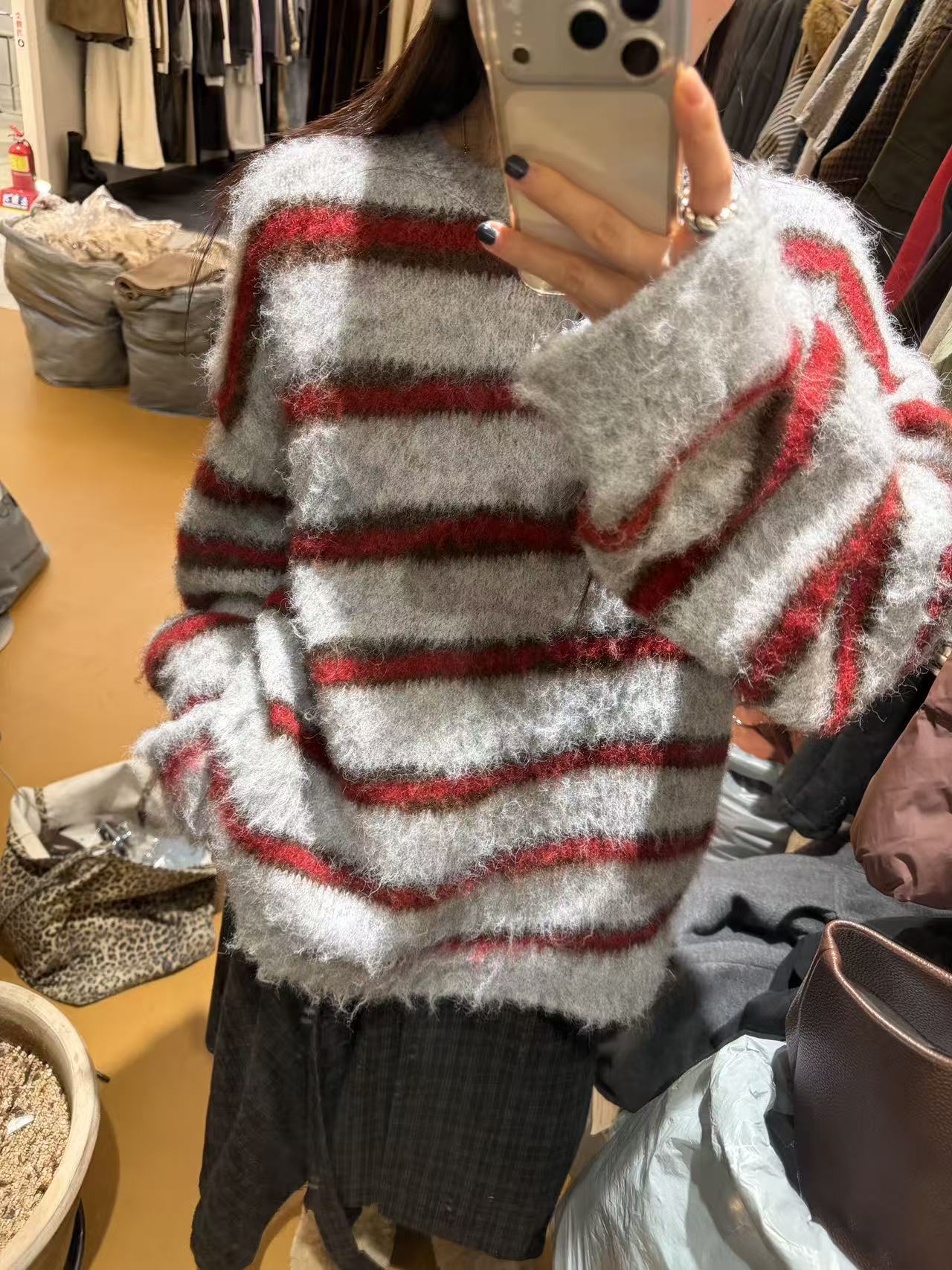 韩国东大门正品女装时尚条纹宽松毛衣122331（NO退NO换）