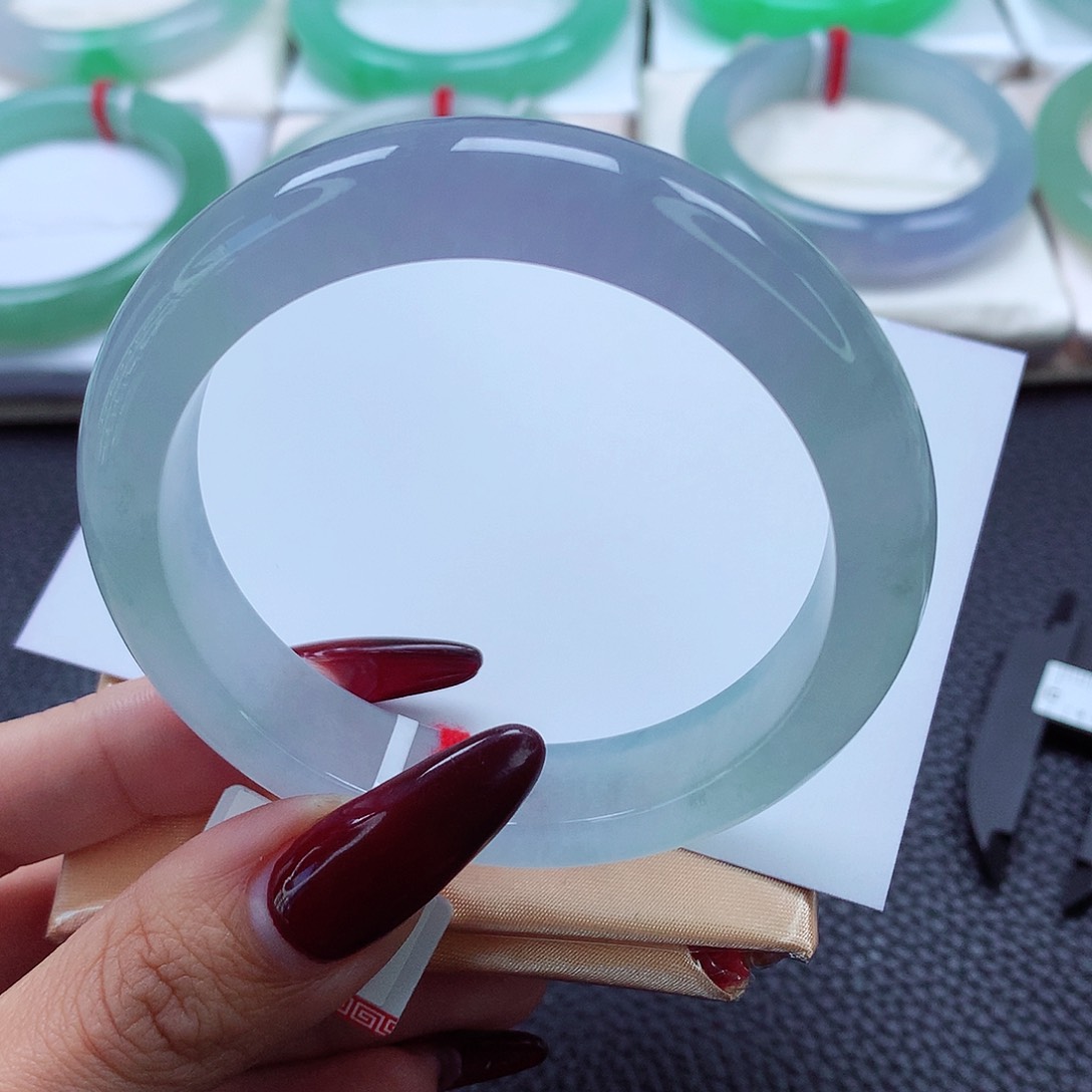 翡翠手镯未镶嵌55.56.57