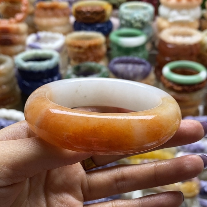 查罗石未镶嵌手镯圈口58