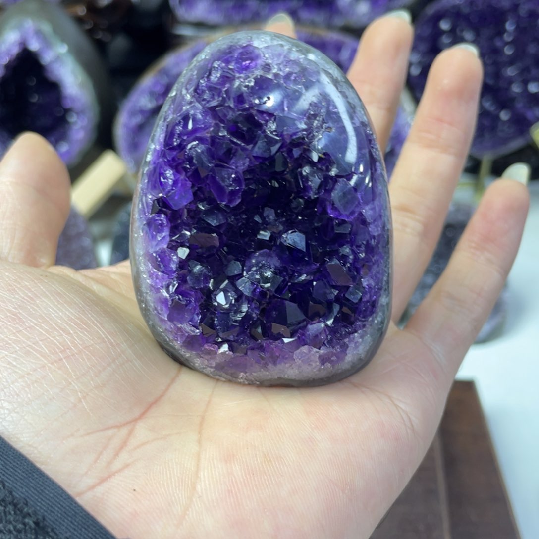 水晶大型摆件（非配饰）未镶嵌