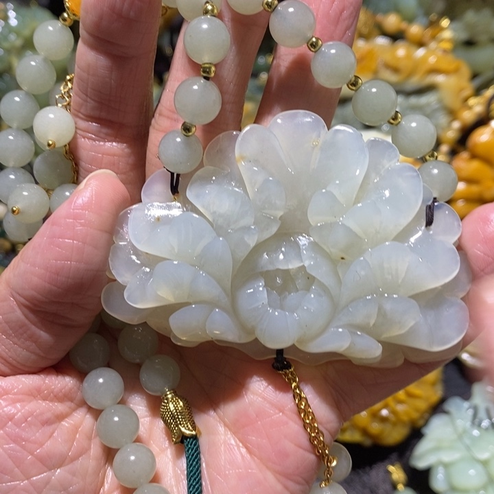 岫玉岫玉吊坠未镶嵌