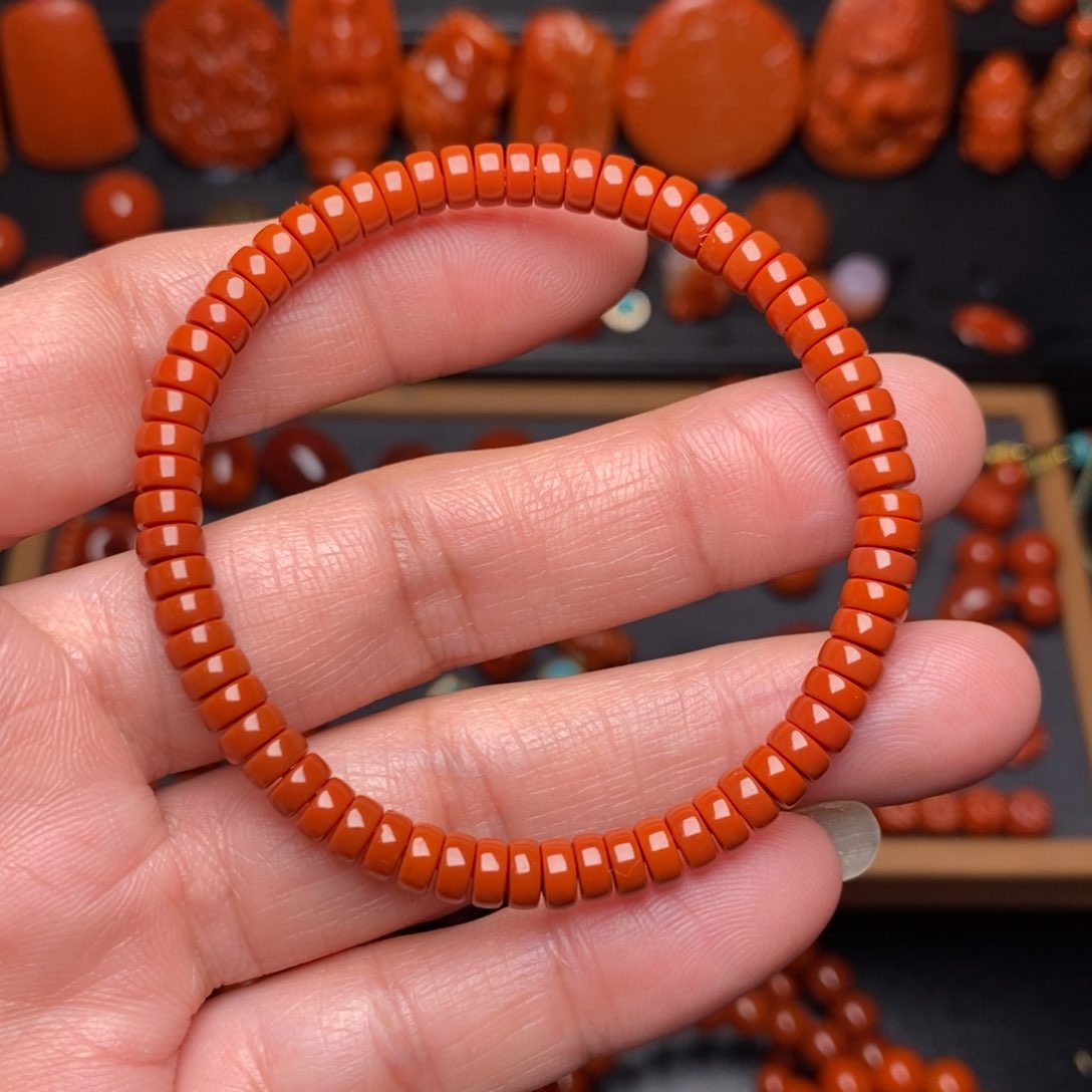 南红玛瑙直切手串未镶嵌