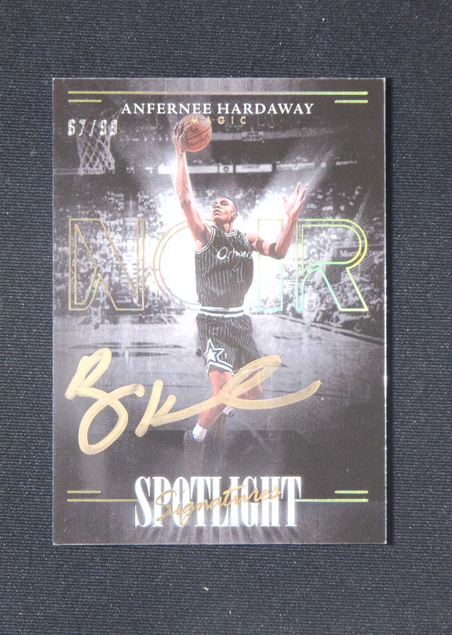 【直播开价】哈达威聚光灯 帕尼尼NBA国宝手提亲笔签名球星卡 