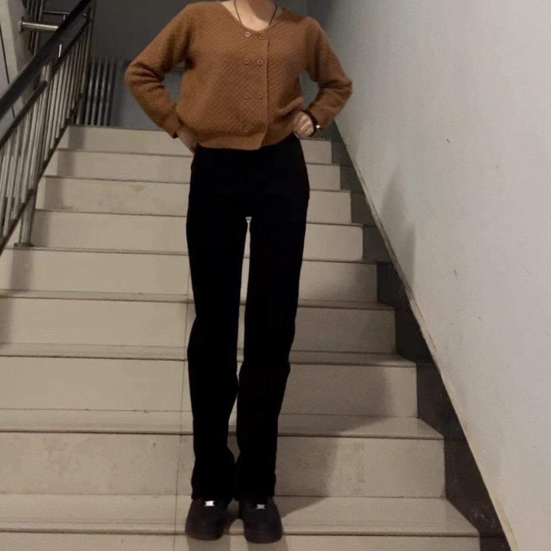 黑色高腰窄版直筒牛仔裤女款百搭显瘦适合小个子