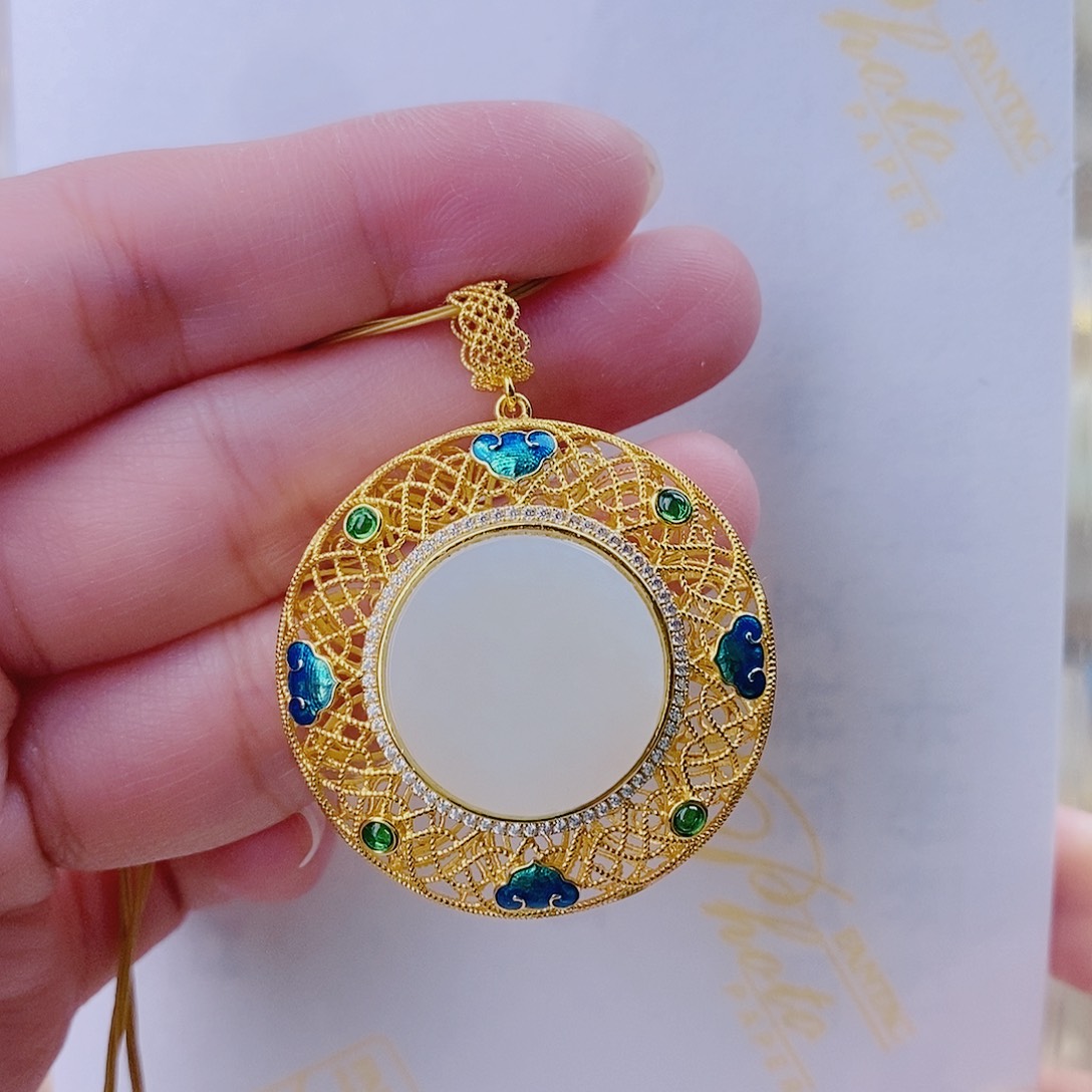 和田玉颈饰银S925镀金镶嵌