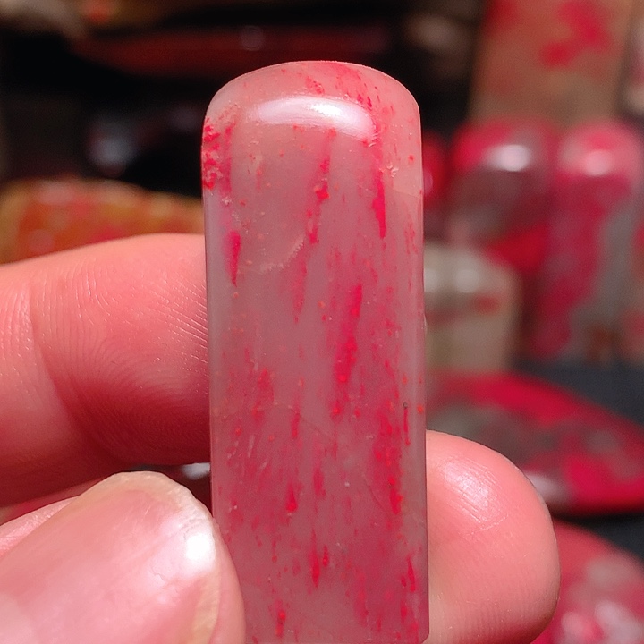 昌化石昌化鸡血石