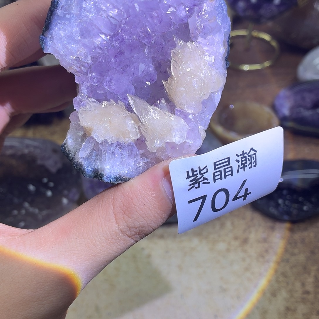未镶嵌水晶大型摆件（非配饰）