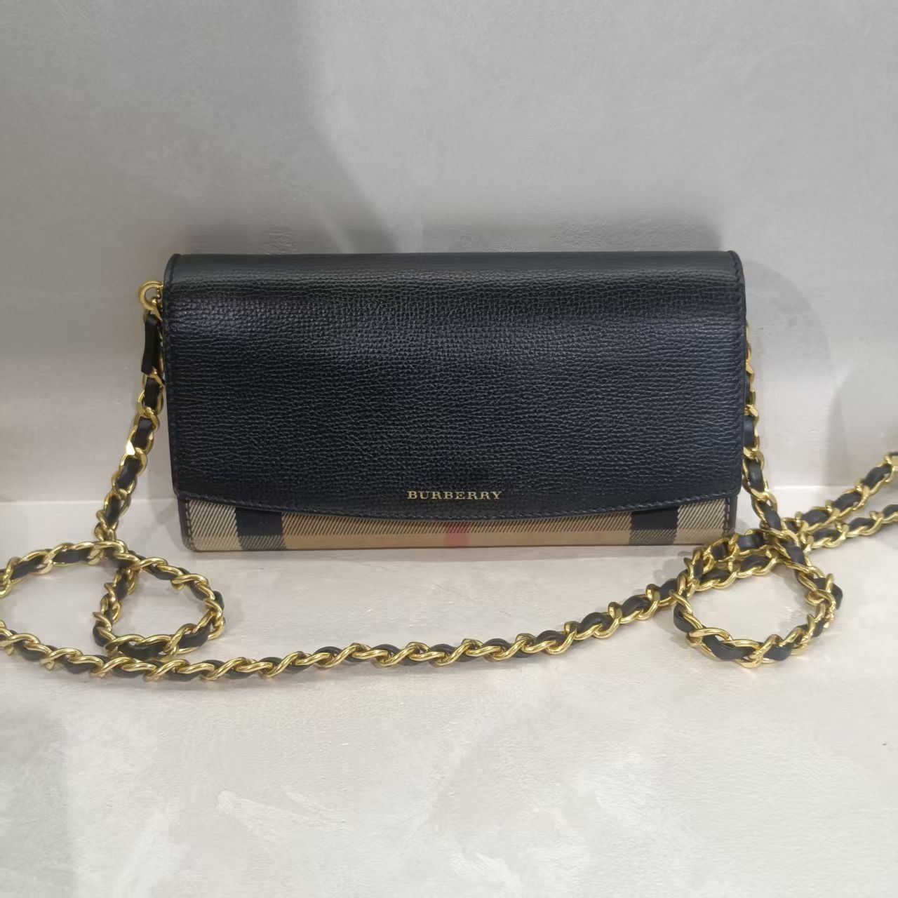 95新 BURBERRY/博柏利 95新 博柏利 沃克链条斜挎包