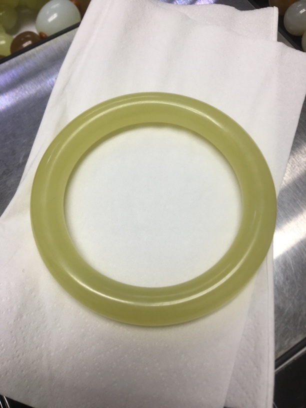 新疆若羌黄口手镯鸡油