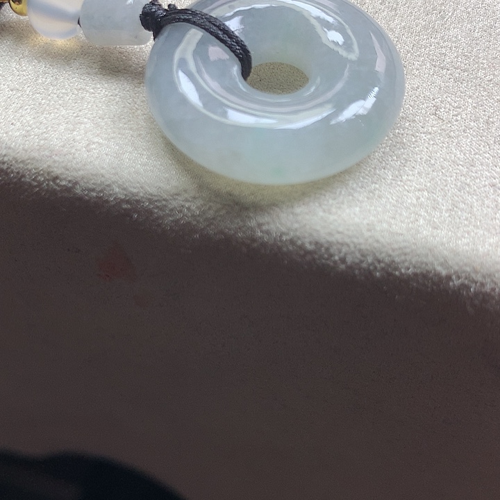 翡翠颈饰未镶嵌吊坠